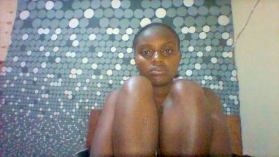 Liligal002 live cam on Cam4