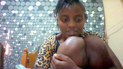Liligal002 live cam on Cam4