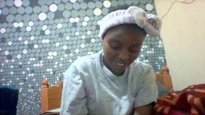 Liligal002 live cam on Cam4