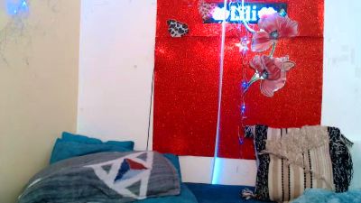 Liliimilf live cam on Cam4