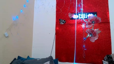 Liliimilf live cam on Cam4