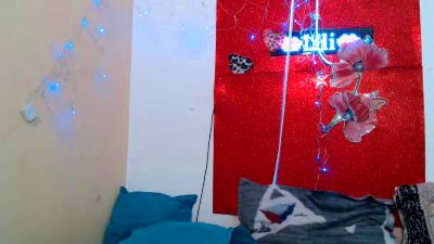 Liliimilf live cam on Cam4