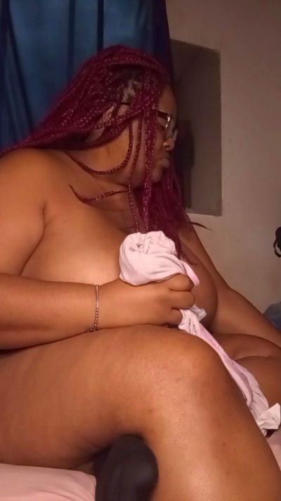 Lilith826 live cam on Cam4
