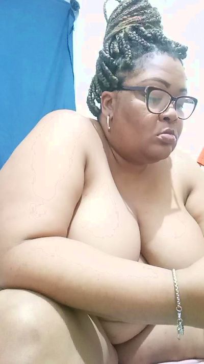 Lilith826 live cam on Cam4