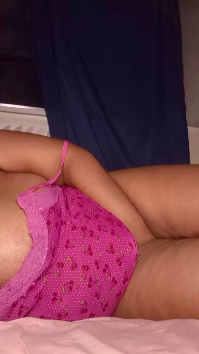 Lilith826 live cam on Cam4