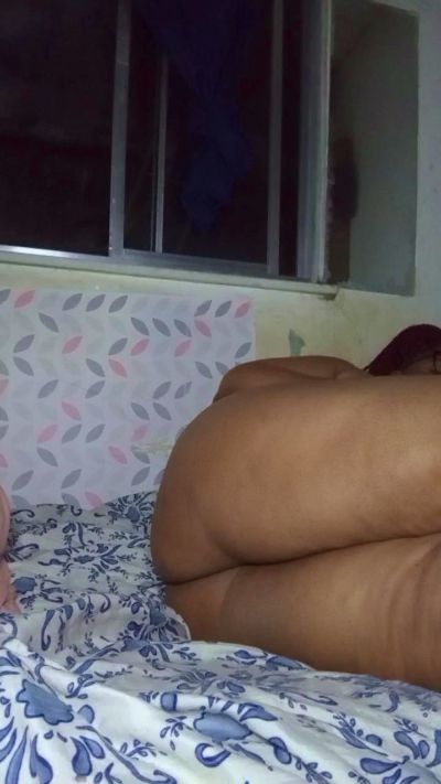Lilith826 live cam on Cam4