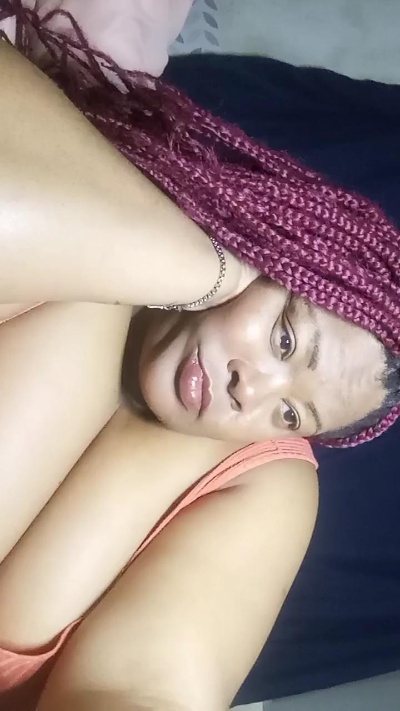 Lilith826 live cam on Cam4