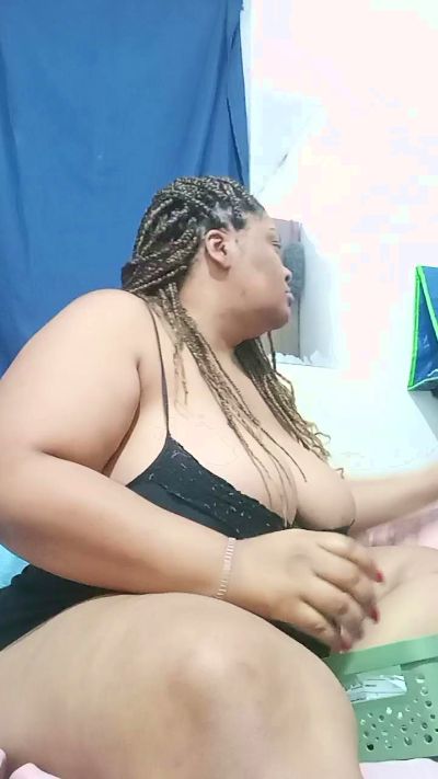 Lilith826 live cam on Cam4