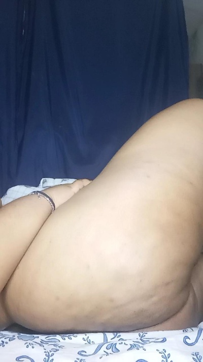 Lilith826 live cam on Cam4