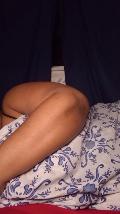 Lilith826 live cam on Cam4