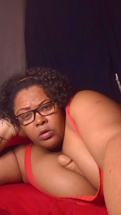 Lilith826 live cam on Cam4