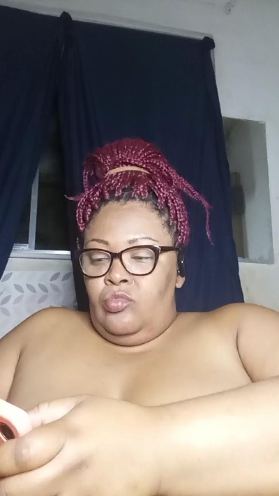 Lilith826 live cam on Cam4