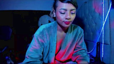 LilithMooree live cam on Cam4