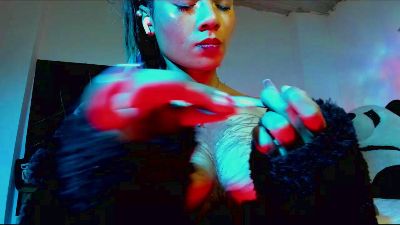 LilithMooree live cam on Cam4