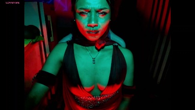 LilithMooree live cam on Cam4