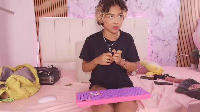 Lilith_foxz live cam on Cam4