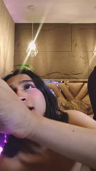Lilith_kisses live cam on Cam4