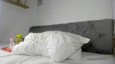Lillebbw live cam on Cam4