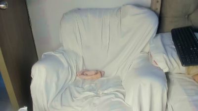 Lillebbw live cam on Cam4