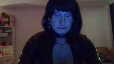 Lilli38m live cam on Cam4