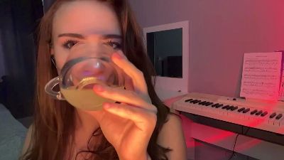 LilliOgden live cam on Cam4