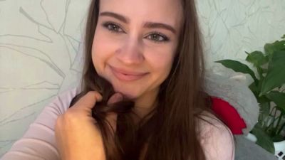 LilliOgden live cam on Cam4