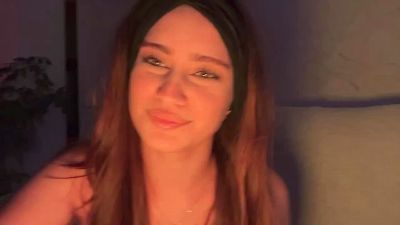 LilliOgden live cam on Cam4