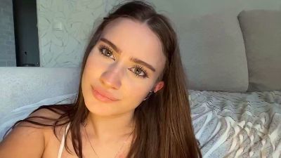 LilliOgden live cam on Cam4