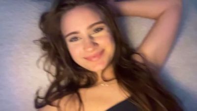 LilliOgden live cam on Cam4