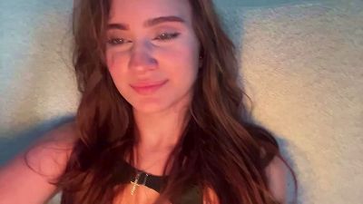 LilliOgden live cam on Cam4