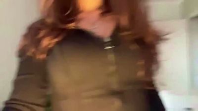 LilliOgden live cam on Cam4