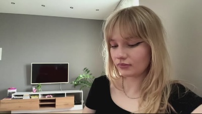 LilliamToo live cam on Cam4