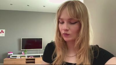 LilliamToo live cam on Cam4