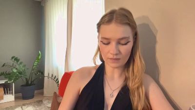 LilliamToo live cam on Cam4