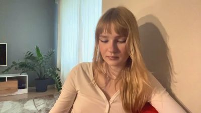 LilliamToo live cam on Cam4