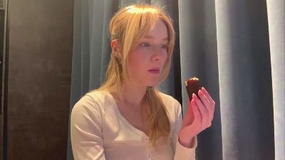 LilliamToo live cam on Cam4