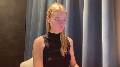 LilliamToo live cam on Cam4
