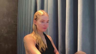 LilliamToo live cam on Cam4