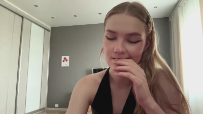 LilliamToo live cam on Cam4
