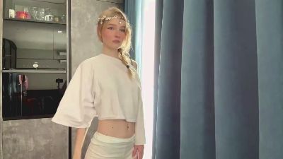 LilliamToo live cam on Cam4