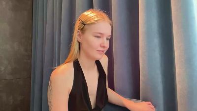 LilliamToo live cam on Cam4