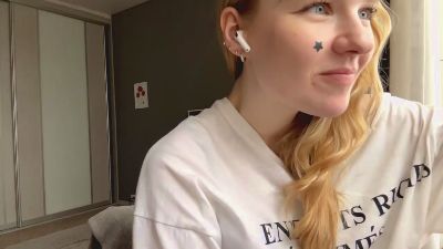 LilliamToo live cam on Cam4