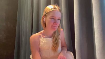 LilliamToo live cam on Cam4