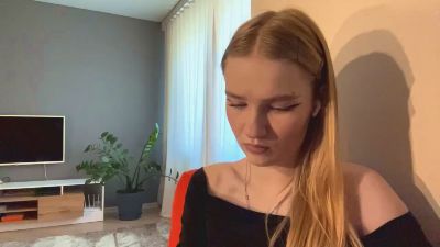 LilliamToo live cam on Cam4