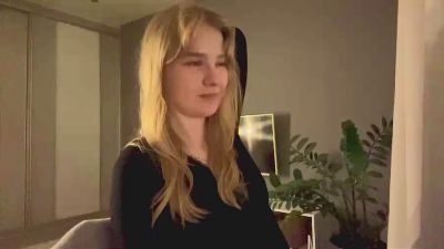 LilliamToo live cam on Cam4