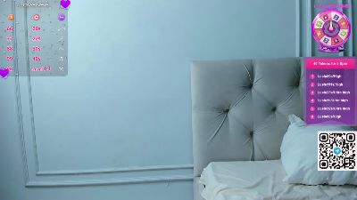 Lillian_Frazier live cam on Cam4