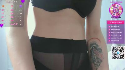 Lillian_Frazier live cam on Cam4