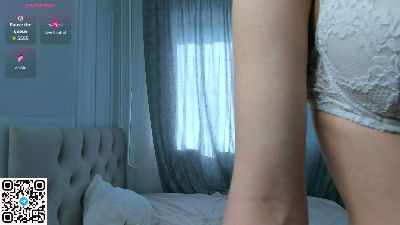 Lillian_Frazier live cam on Cam4