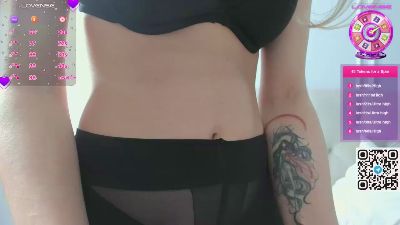 Lillian_Frazier live cam on Cam4