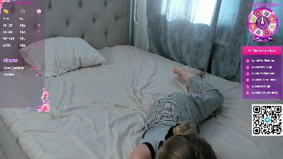 Lillian_Frazier live cam on Cam4